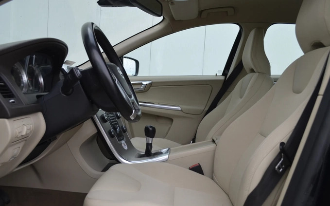 Volvo XC 60 cena 58900 przebieg: 245000, rok produkcji 2012 z Solec Kujawski małe 191
